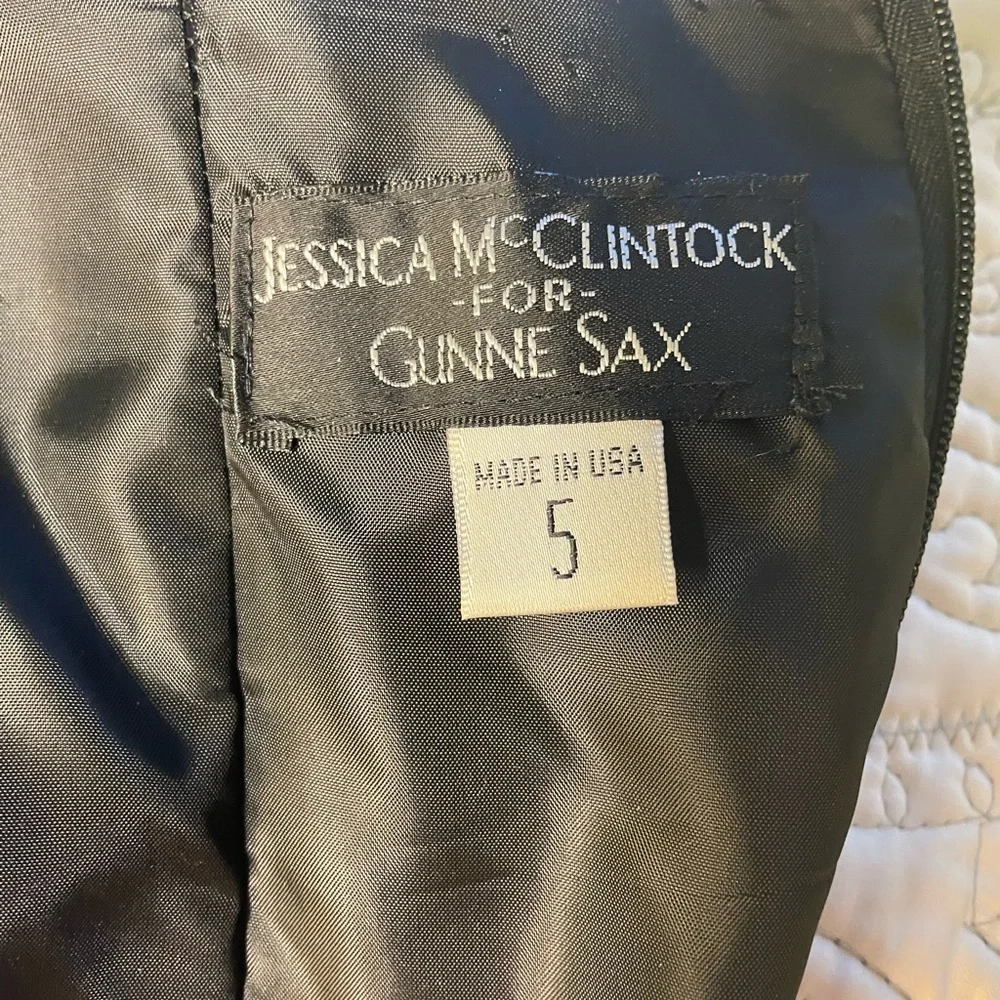 ⭐️HP⭐️Strapless, Short Black, Purple, & White Jessica McClintock Dress with Bow - Picture 6 of 7